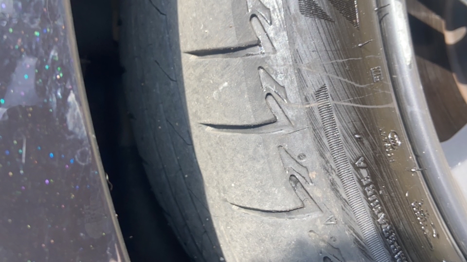 VOLVO V40 2.0 T5 CROSS COUNTRY AWD TURBO GASOLINA 4P AUTOMATICO