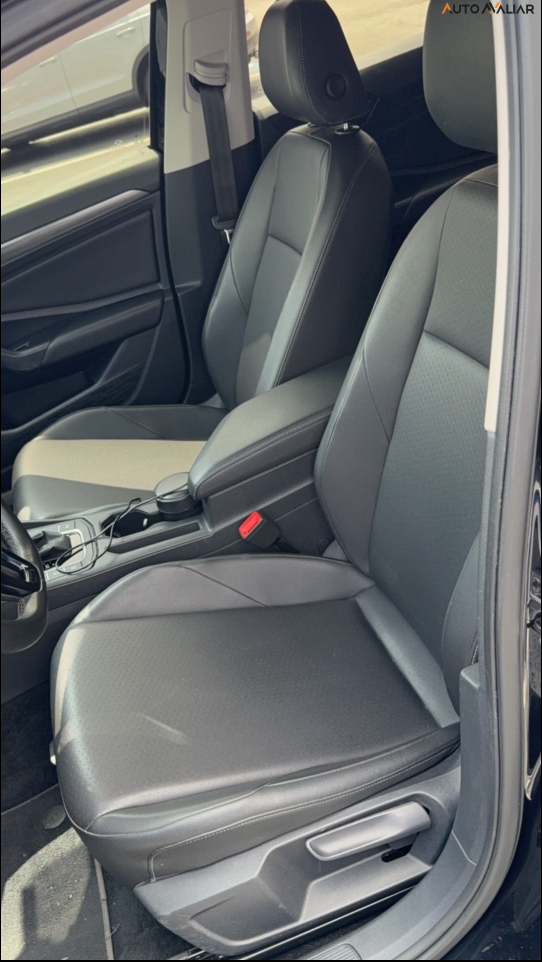 VOLKSWAGEN JETTA 1.4 250 TSI TOTAL FLEX COMFORTLINE TIPTRONIC