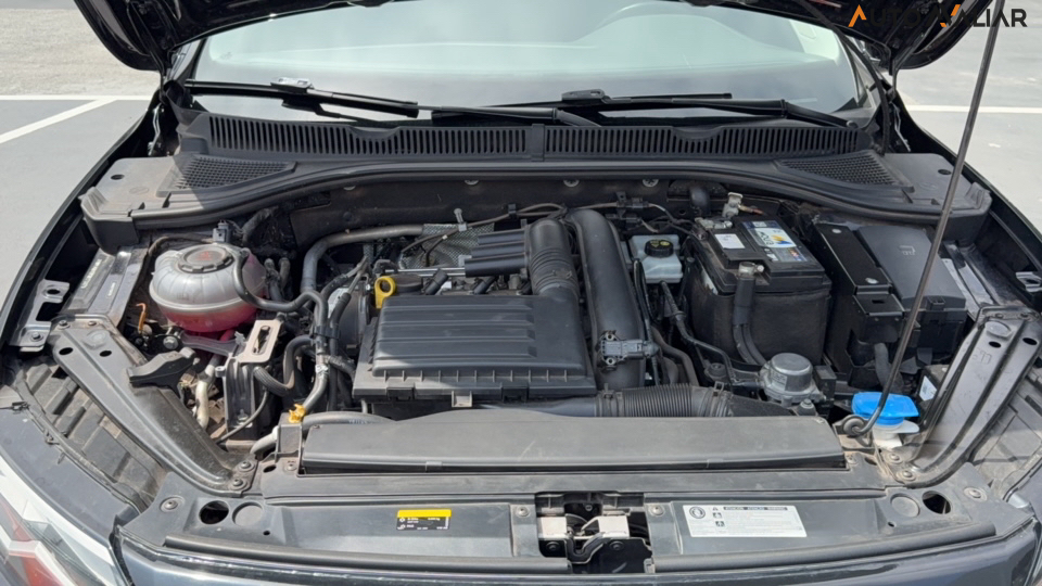 VOLKSWAGEN JETTA 1.4 250 TSI TOTAL FLEX COMFORTLINE TIPTRONIC