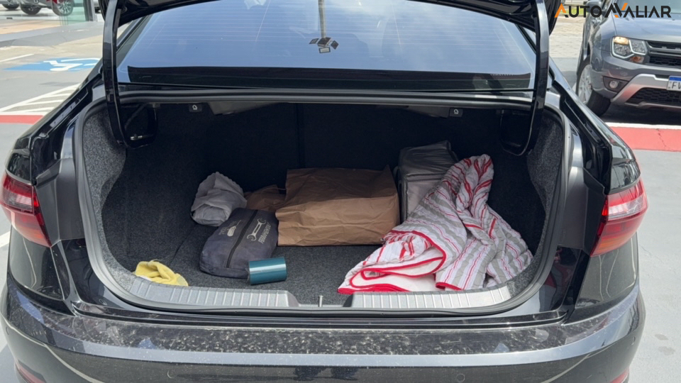 VOLKSWAGEN JETTA 1.4 250 TSI TOTAL FLEX COMFORTLINE TIPTRONIC