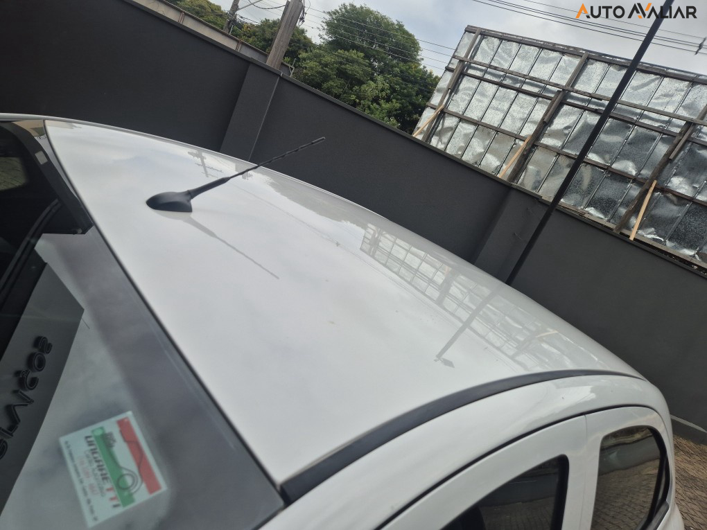 CHEVROLET ONIX 1.0 MPFI LT 8V FLEX 4P MANUAL