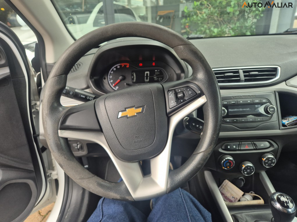 CHEVROLET ONIX 1.0 MPFI LT 8V FLEX 4P MANUAL