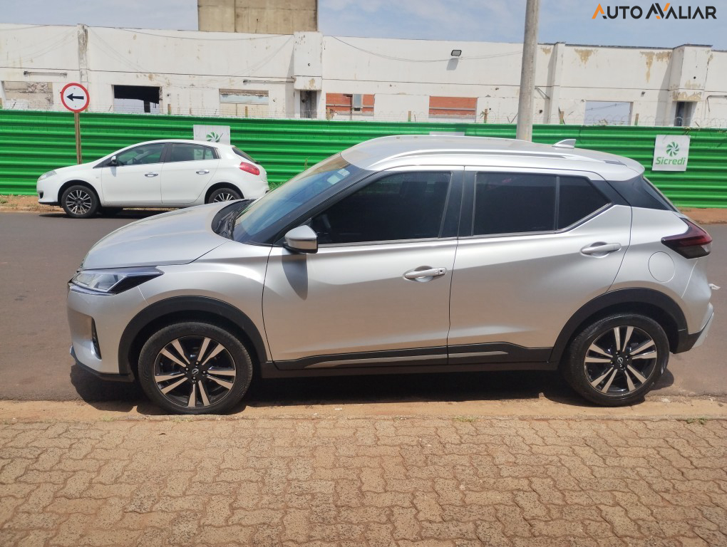 NISSAN KICKS 1.6 16V FLEXSTART ADVANCE XTRONIC