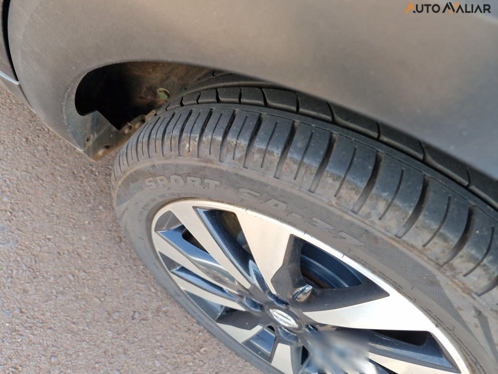 NISSAN KICKS 1.6 16V FLEXSTART SL 4P XTRONIC