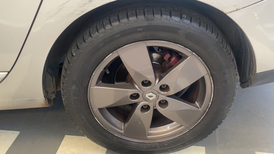 RENAULT FLUENCE 2.0 DYNAMIQUE 16V FLEX 4P AUTOMATICO