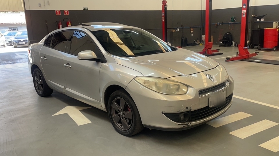 RENAULT FLUENCE 2.0 DYNAMIQUE 16V FLEX 4P AUTOMATICO