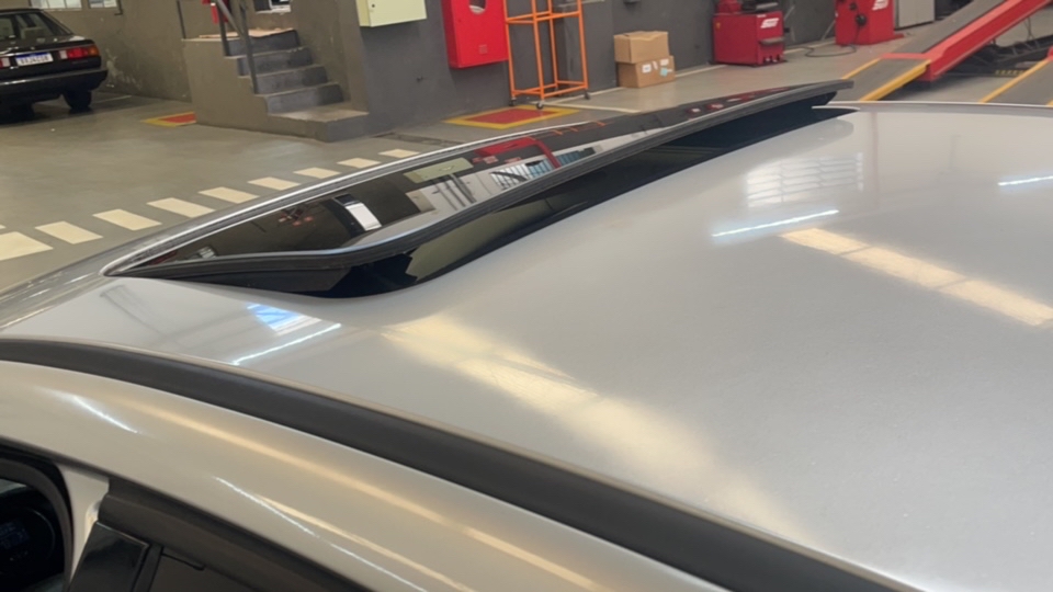 RENAULT FLUENCE 2.0 DYNAMIQUE 16V FLEX 4P AUTOMATICO