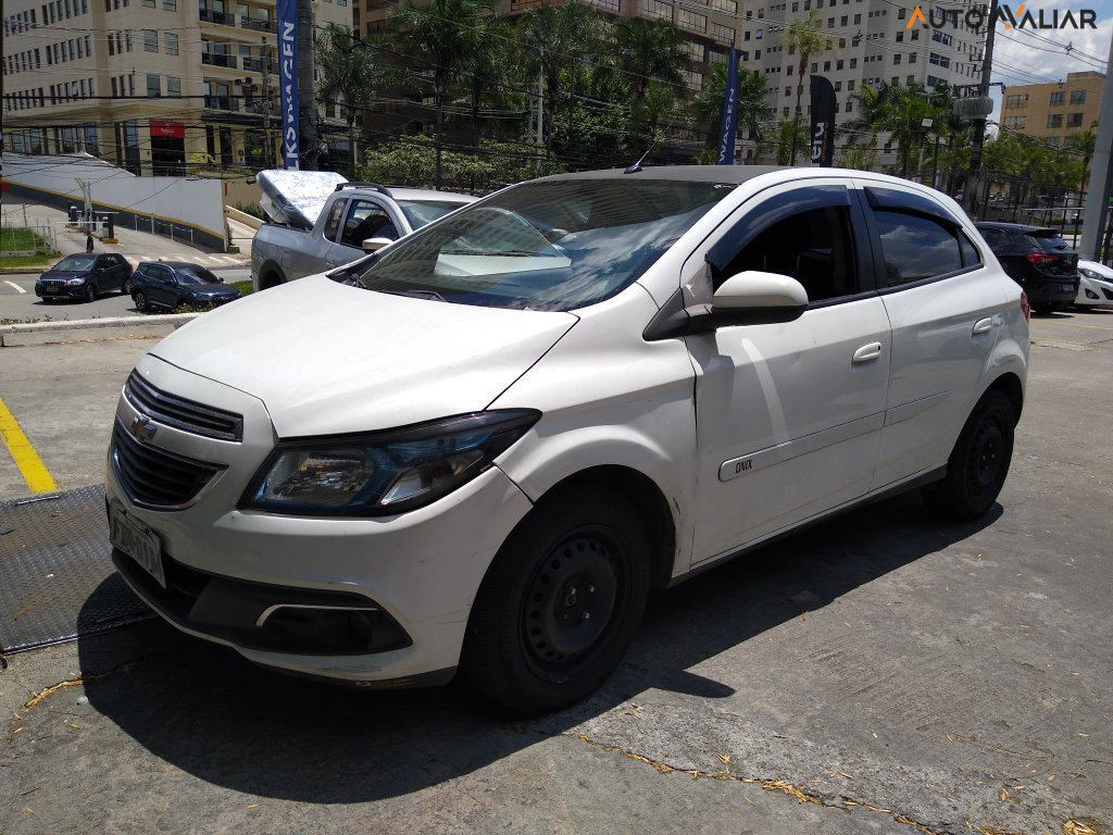 CHEVROLET ONIX 1.4 MPFI LTZ 8V FLEX 4P MANUAL