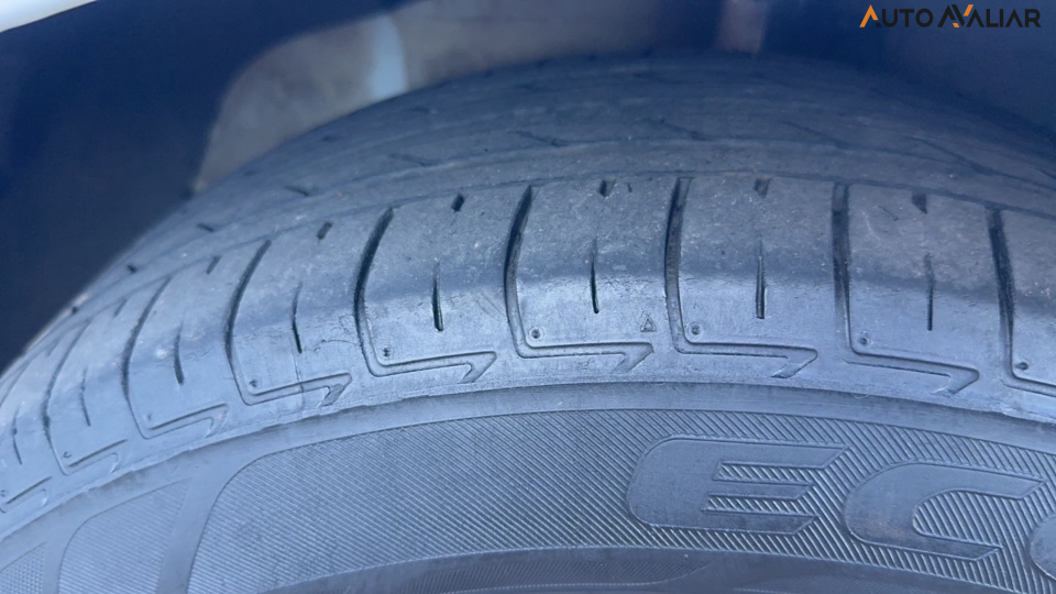 CHEVROLET ONIX 1.0 MT LT2 HB