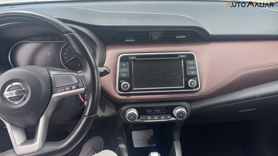 NISSAN KICKS 1.6 16V FLEXSTART SL 4P XTRONIC