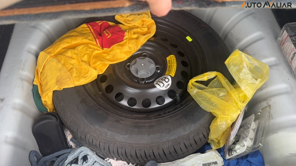 NISSAN KICKS 1.6 16V FLEXSTART SL 4P XTRONIC