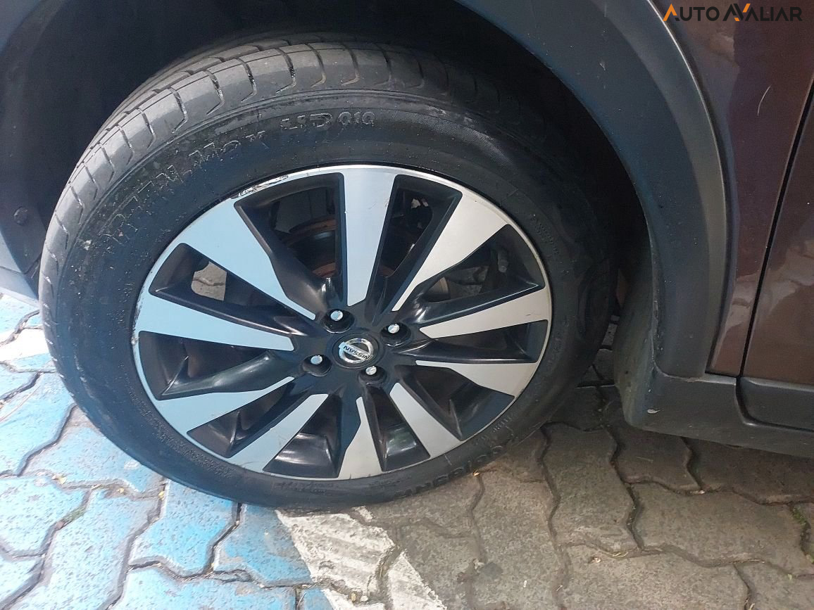 NISSAN KICKS 1.6 16V FLEXSTART SV 4P XTRONIC