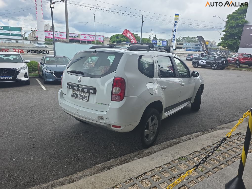 RENAULT DUSTER 2.0 DYNAMIQUE 4X2 16V FLEX 4P AUTOMATICO