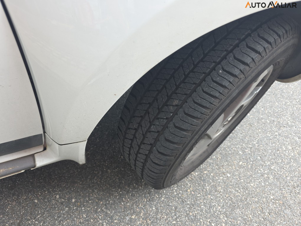 RENAULT DUSTER 2.0 DYNAMIQUE 4X2 16V FLEX 4P AUTOMATICO