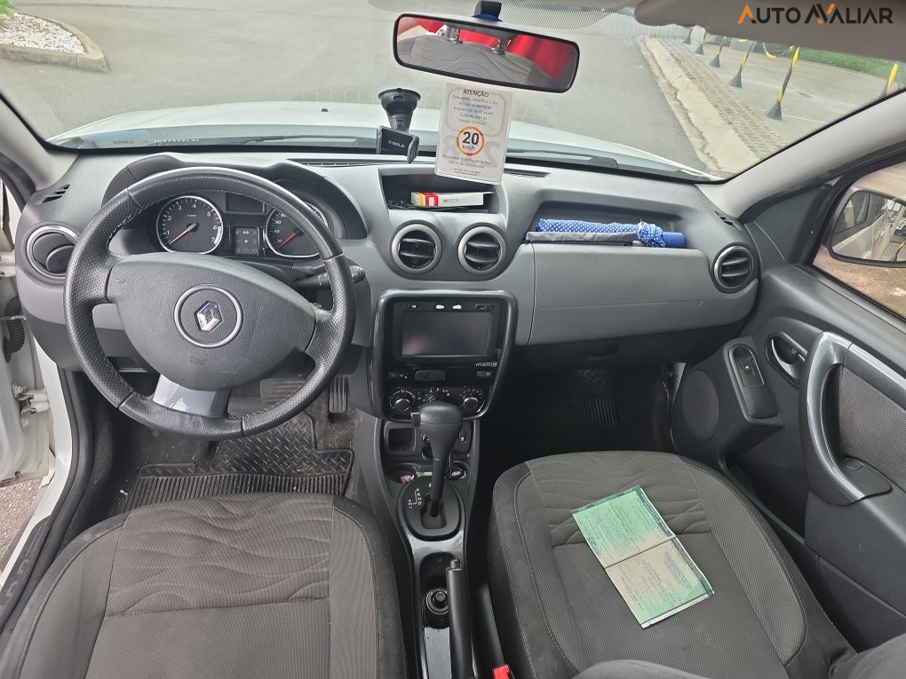 RENAULT DUSTER 2.0 DYNAMIQUE 4X2 16V FLEX 4P AUTOMATICO