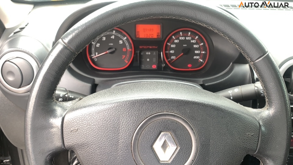 RENAULT SANDERO 1.6 STEPWAY 16V FLEX 4P MANUAL