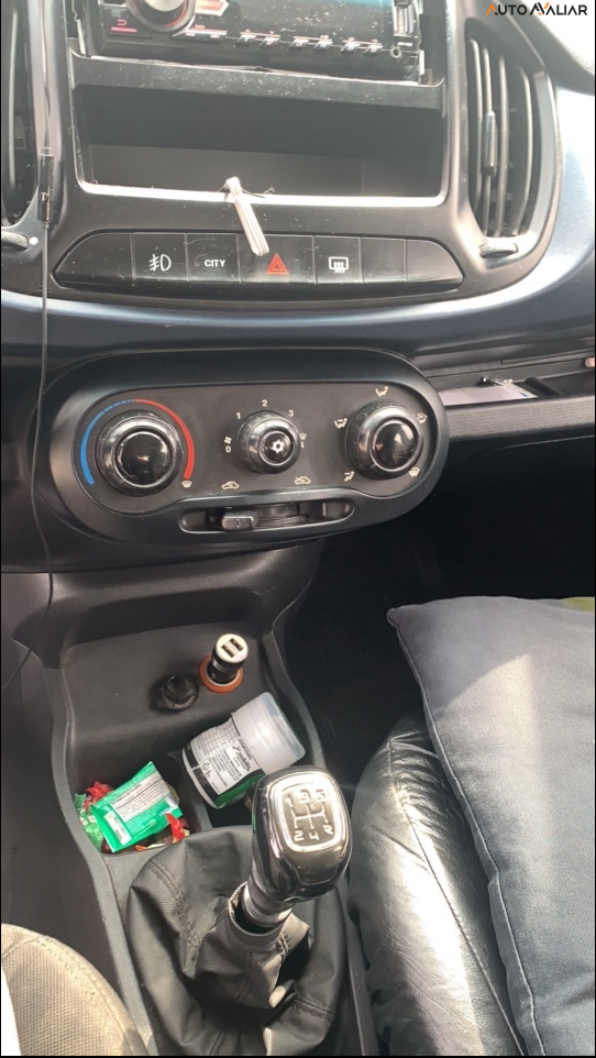 FIAT UNO 1.0 FIREFLY FLEX ATTRACTIVE 4P MANUAL