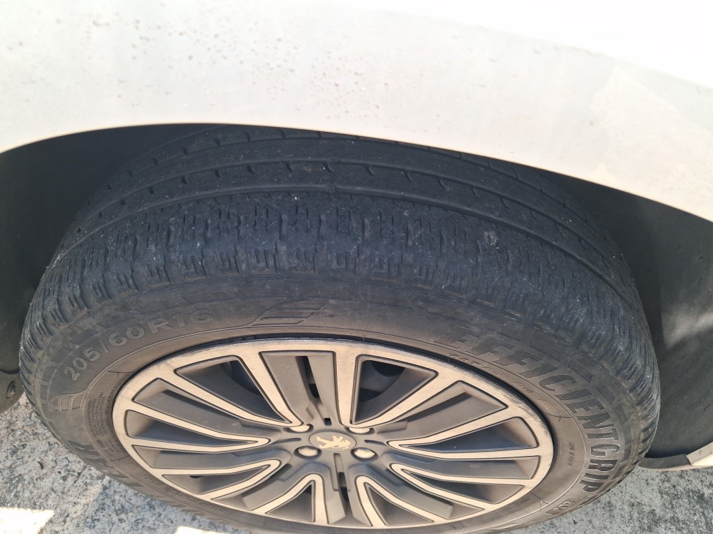 PEUGEOT 2008 1.6 16V FLEX ALLURE 4P AUTOMATICO