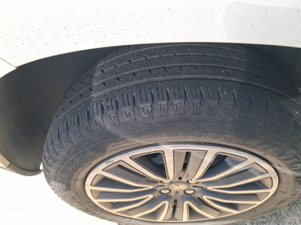 PEUGEOT 2008 1.6 16V FLEX ALLURE 4P AUTOMATICO