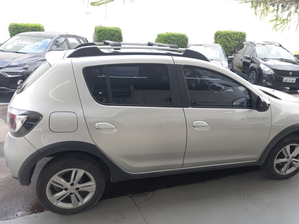 RENAULT SANDERO 1.6 16V SCE FLEX STEPWAY EXPRESSION MANUAL