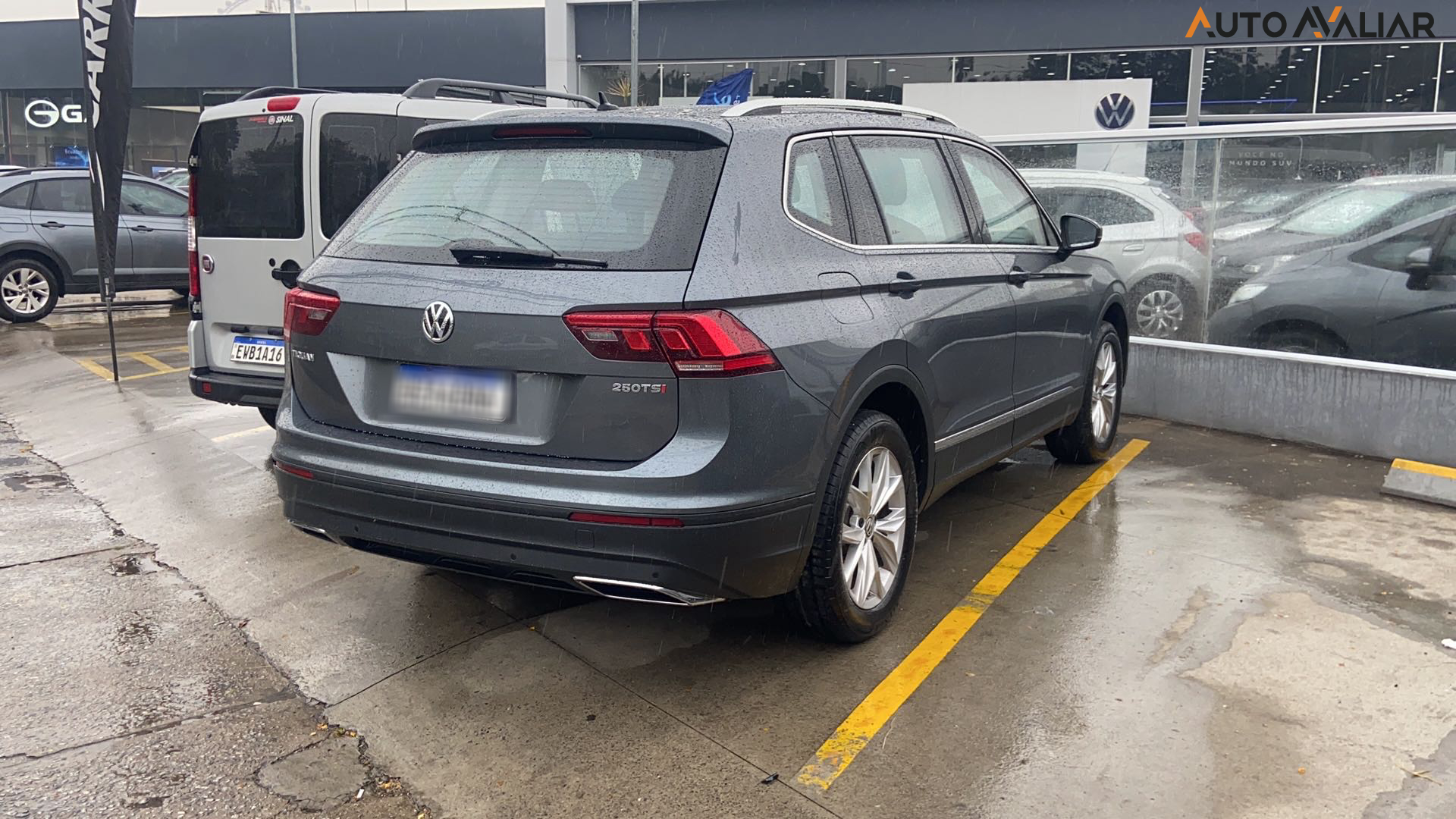 VOLKSWAGEN TIGUAN 1.4 250 TSI TOTAL FLEX ALLSPACE COMFORTLINE TIPTRONIC