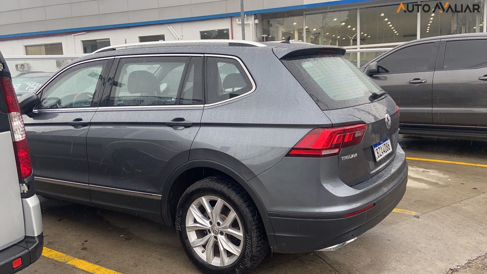 VOLKSWAGEN TIGUAN 1.4 250 TSI TOTAL FLEX ALLSPACE COMFORTLINE TIPTRONIC