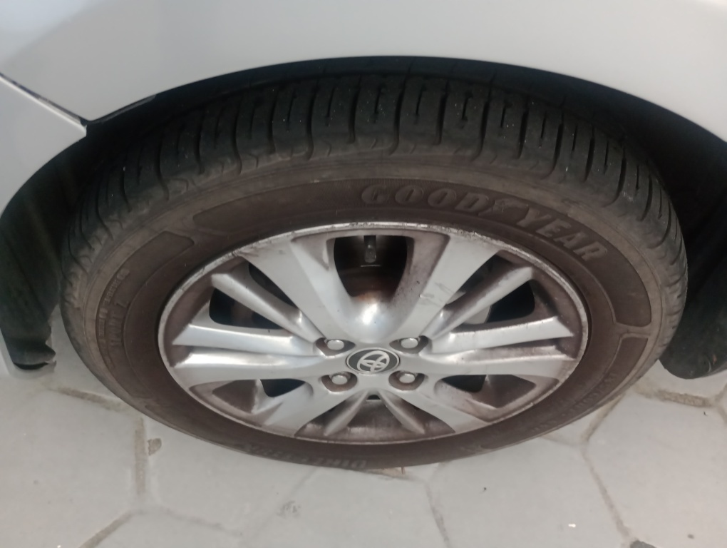 TOYOTA YARIS 1.5 16V FLEX SEDAN XL PLUS TECH MULTIDRIVE