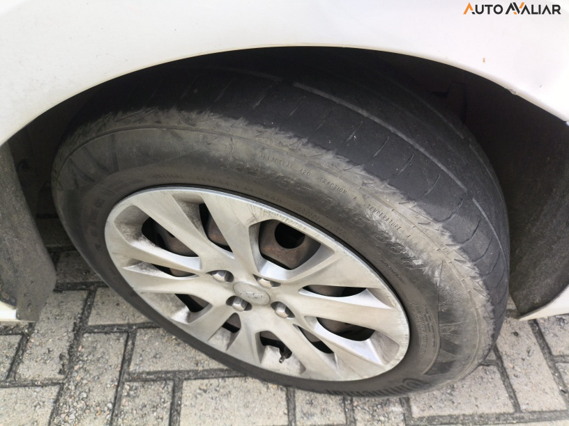 CHEVROLET ONIX 1.0 FLEX LT MANUAL