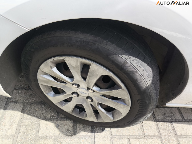 CHEVROLET ONIX 1.0 FLEX LT MANUAL