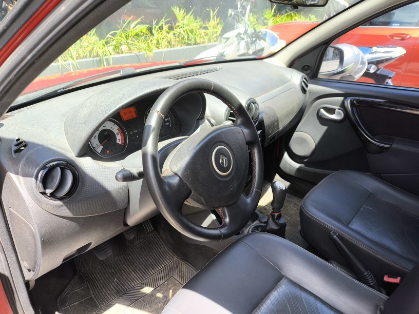 RENAULT SANDERO 1.6 GT LINE LIMITED FLEX 4P MANUAL