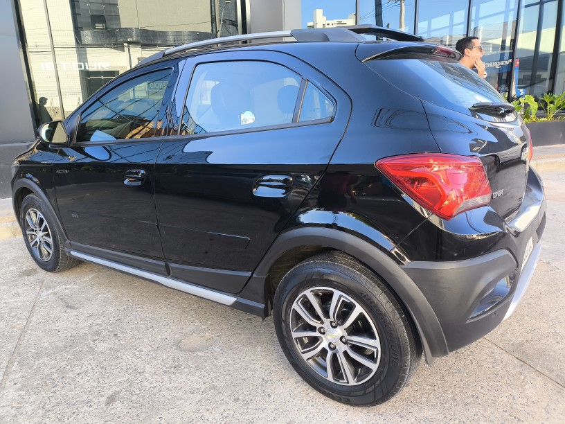 CHEVROLET ONIX 1.4 MPFI ACTIV 8V FLEX 4P MANUAL