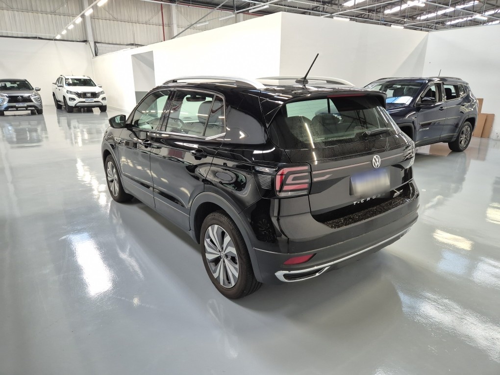 VOLKSWAGEN T-CROSS 1.4 250 TSI TOTAL FLEX HIGHLINE AUTOMATICO