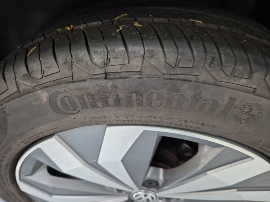 VOLKSWAGEN T-CROSS 1.4 250 TSI TOTAL FLEX HIGHLINE AUTOMATICO