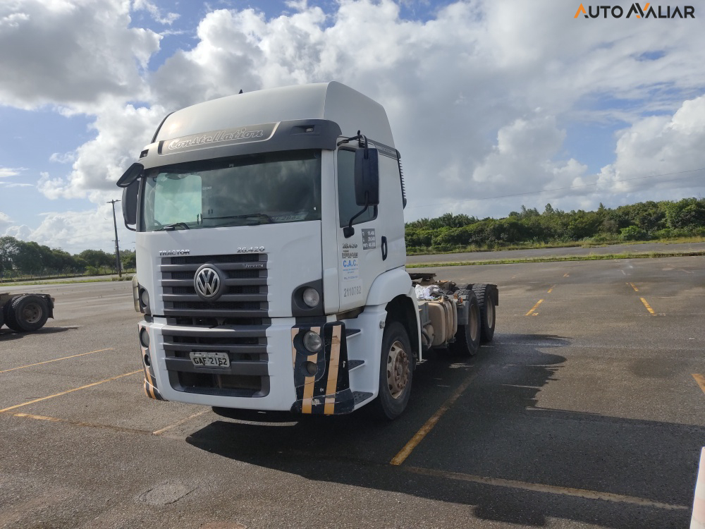 VOLKSWAGEN 26.420 CONSTELLATION TRACTOR V-TRONIC(CAB.EST) 6X4 3E
