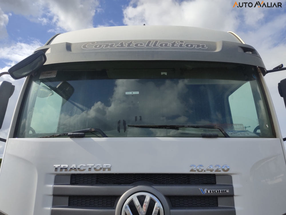 VOLKSWAGEN 26.420 CONSTELLATION TRACTOR V-TRONIC(CAB.EST) 6X4 3E