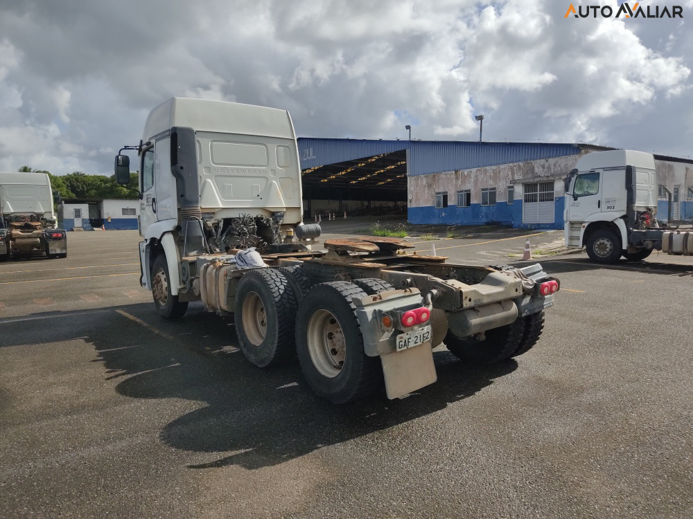 VOLKSWAGEN 26.420 CONSTELLATION TRACTOR V-TRONIC(CAB.EST) 6X4 3E