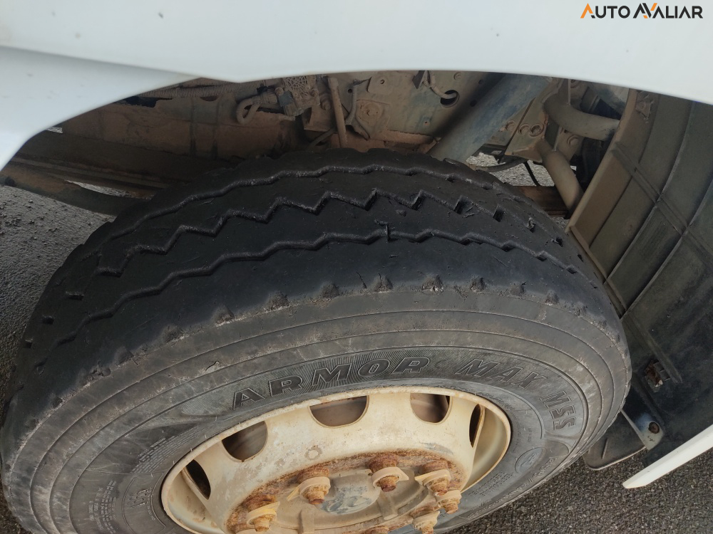 VOLKSWAGEN 26.420 CONSTELLATION TRACTOR V-TRONIC(CAB.EST) 6X4 3E