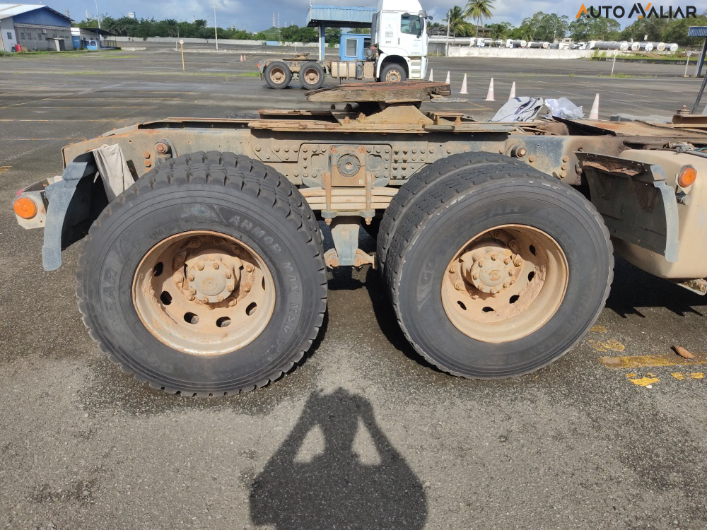 VOLKSWAGEN 26.420 CONSTELLATION TRACTOR V-TRONIC(CAB.EST) 6X4 3E