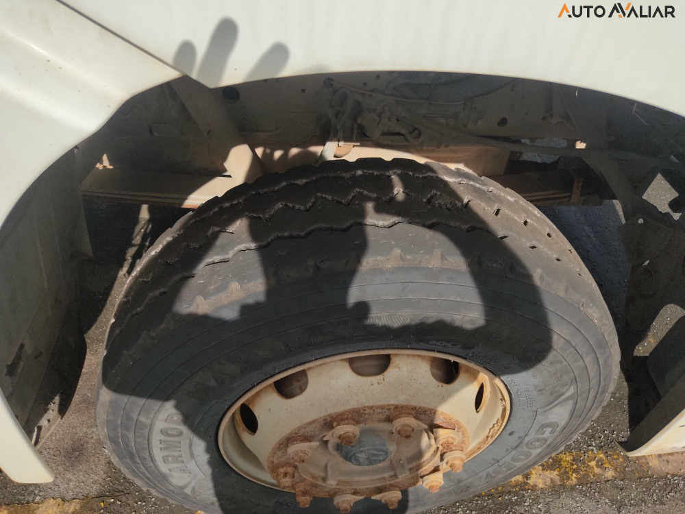 VOLKSWAGEN 26.420 CONSTELLATION TRACTOR V-TRONIC(CAB.EST) 6X4 3E