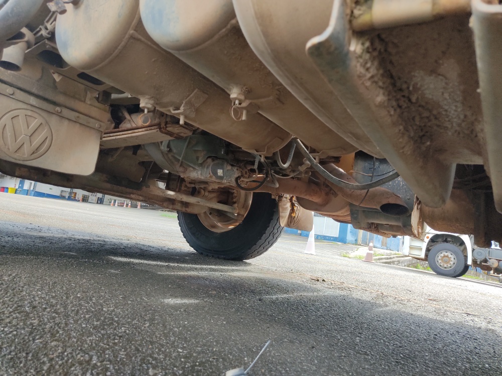 VOLKSWAGEN 26.420 CONSTELLATION TRACTOR V-TRONIC(CAB.EST) 6X4 3E