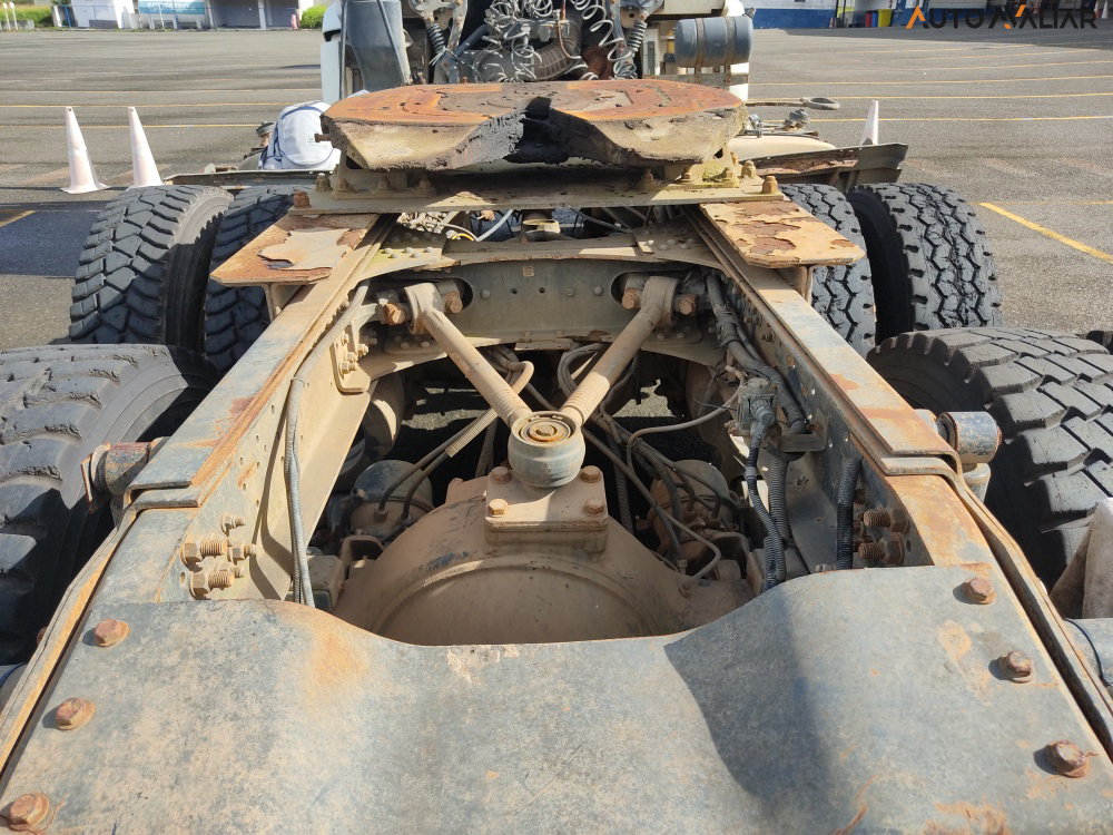 VOLKSWAGEN 26.420 CONSTELLATION TRACTOR V-TRONIC(CAB.EST) 6X4 3E