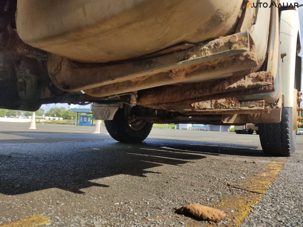 VOLKSWAGEN 26.420 CONSTELLATION TRACTOR V-TRONIC(CAB.EST) 6X4 3E