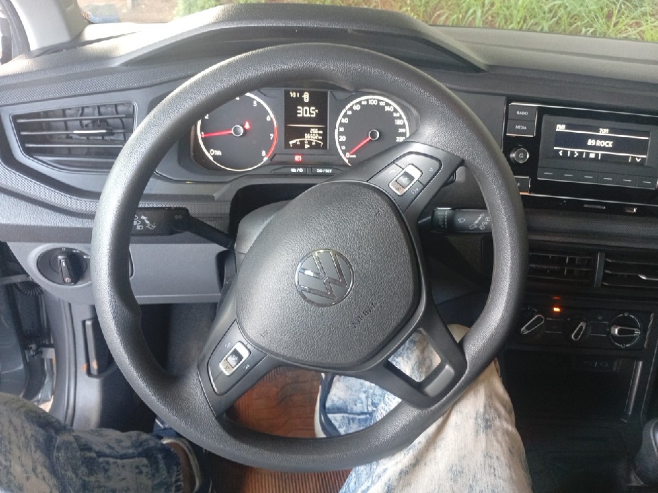 VOLKSWAGEN POLO 1.0 MPI TRACK MANUAL