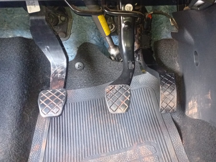 VOLKSWAGEN POLO 1.0 MPI TRACK MANUAL