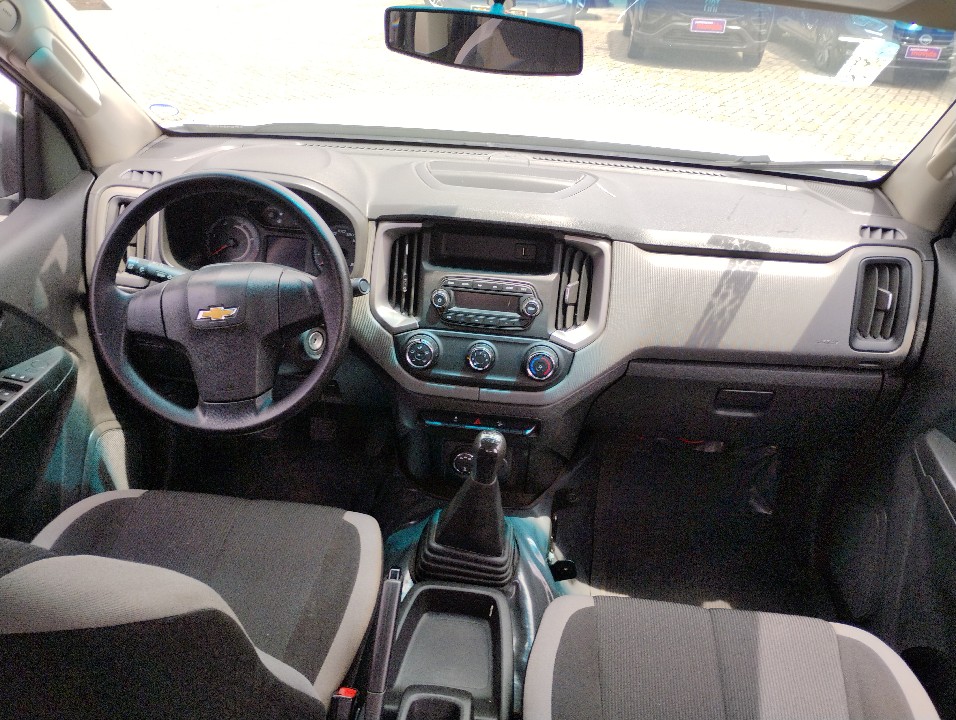 CHEVROLET S10 2.8 LS 4X4 CD 16V TURBO DIESEL 4P MANUAL