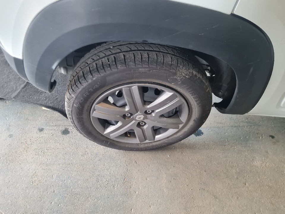 RENAULT KWID 1.0 12V SCE FLEX ZEN MANUAL