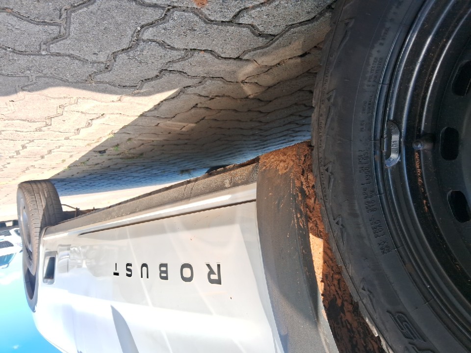 VOLKSWAGEN SAVEIRO 1.6 MSI ROBUST CS 16V FLEX 2P MANUAL