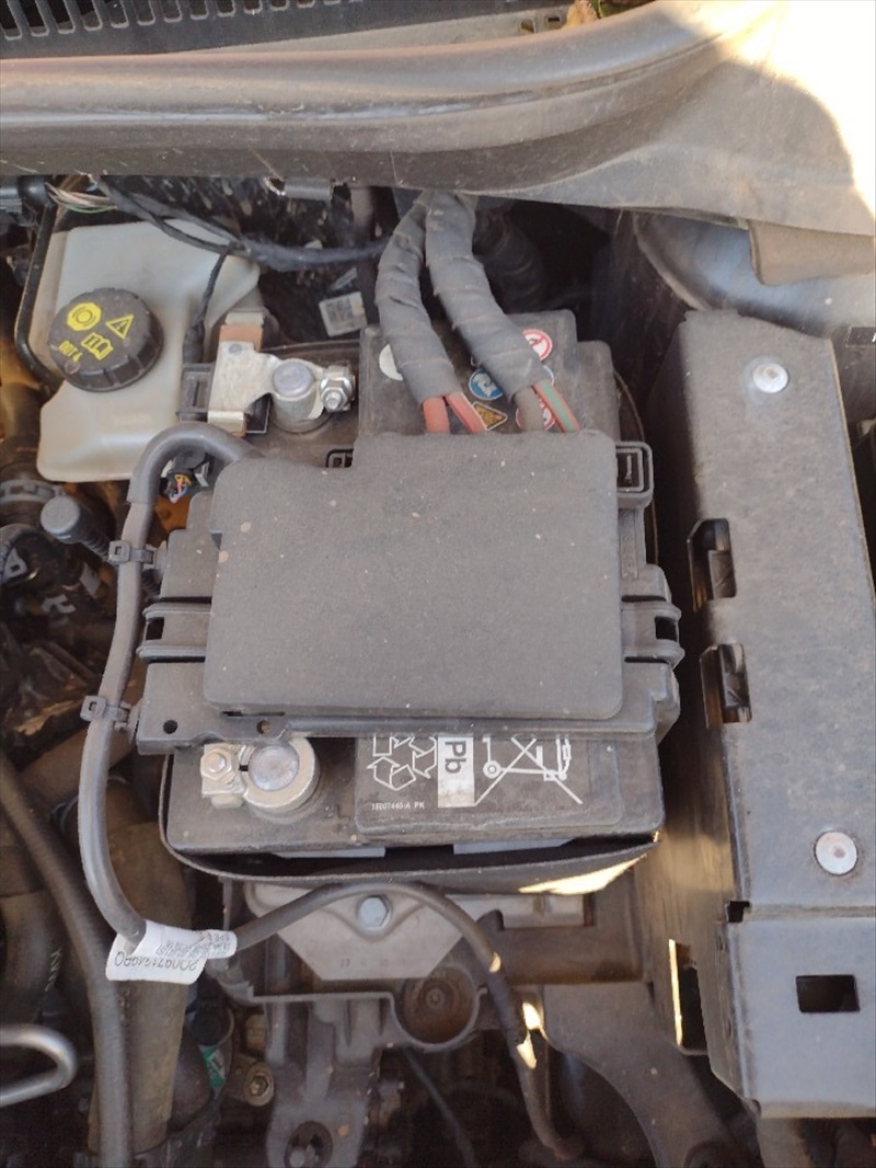 VOLKSWAGEN T-CROSS 1.0 200 TSI TOTAL FLEX AUTOM&Aacute;TICO