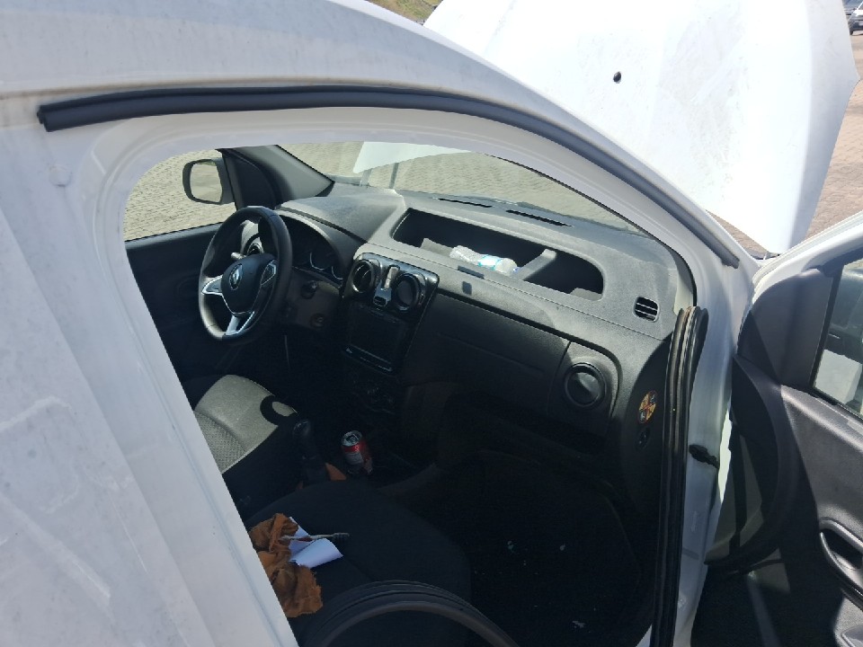 RENAULT KANGOO 1.6 16V SCE FLEX ADVANCED MANUAL