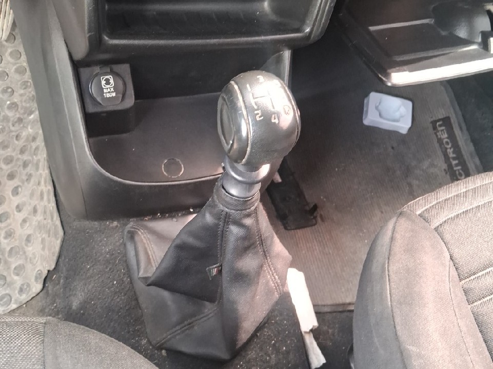 FIAT FIORINO 1.4 MPI FURGAO 8V FLEX 2P MANUAL